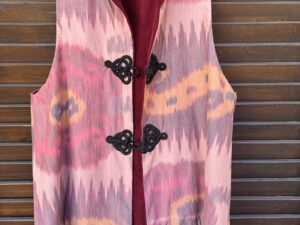 Gilet in velluto con frange in camoscio